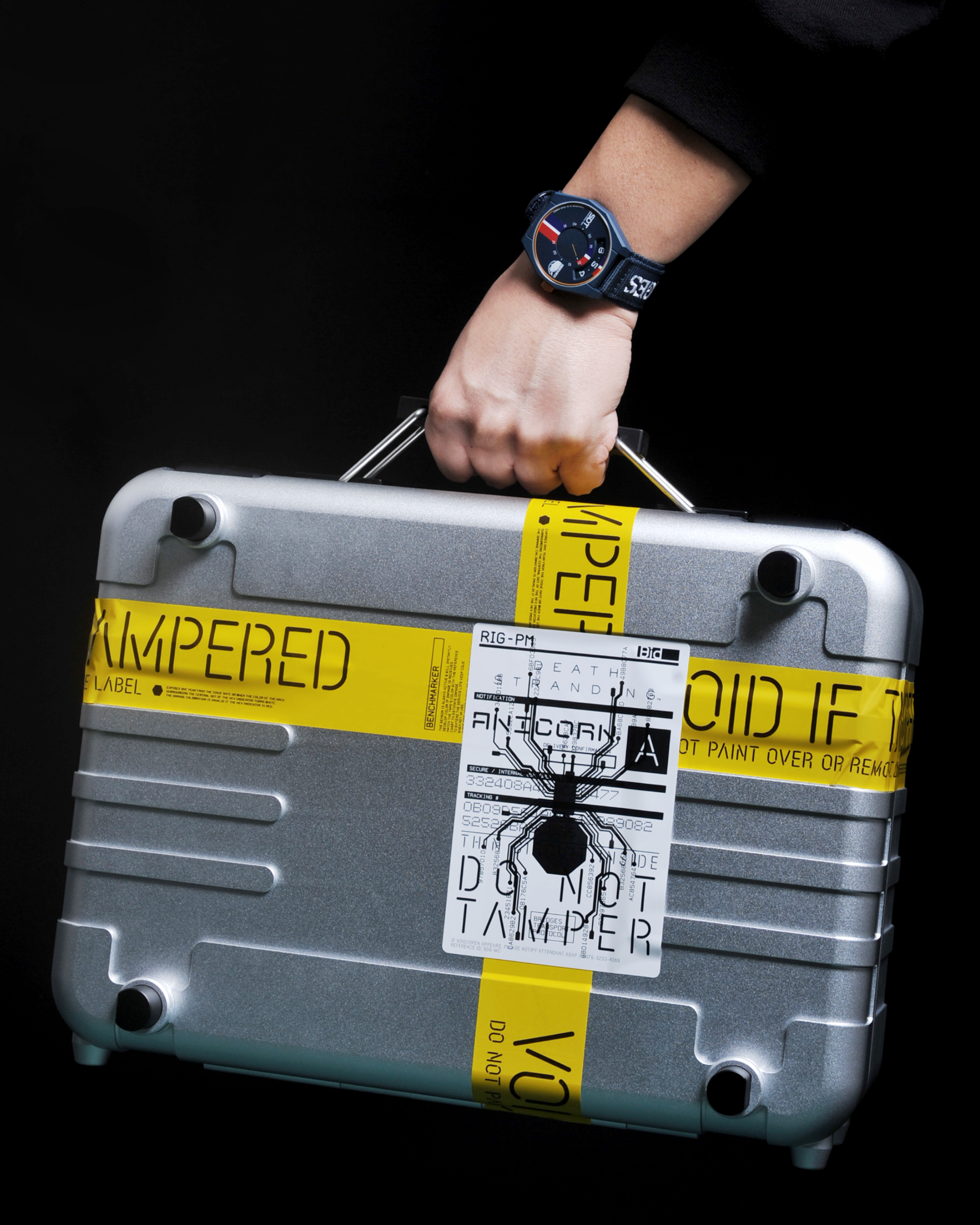 DEATH STRANDING X ANICORN - Reverse Trike Time with Cargo Case