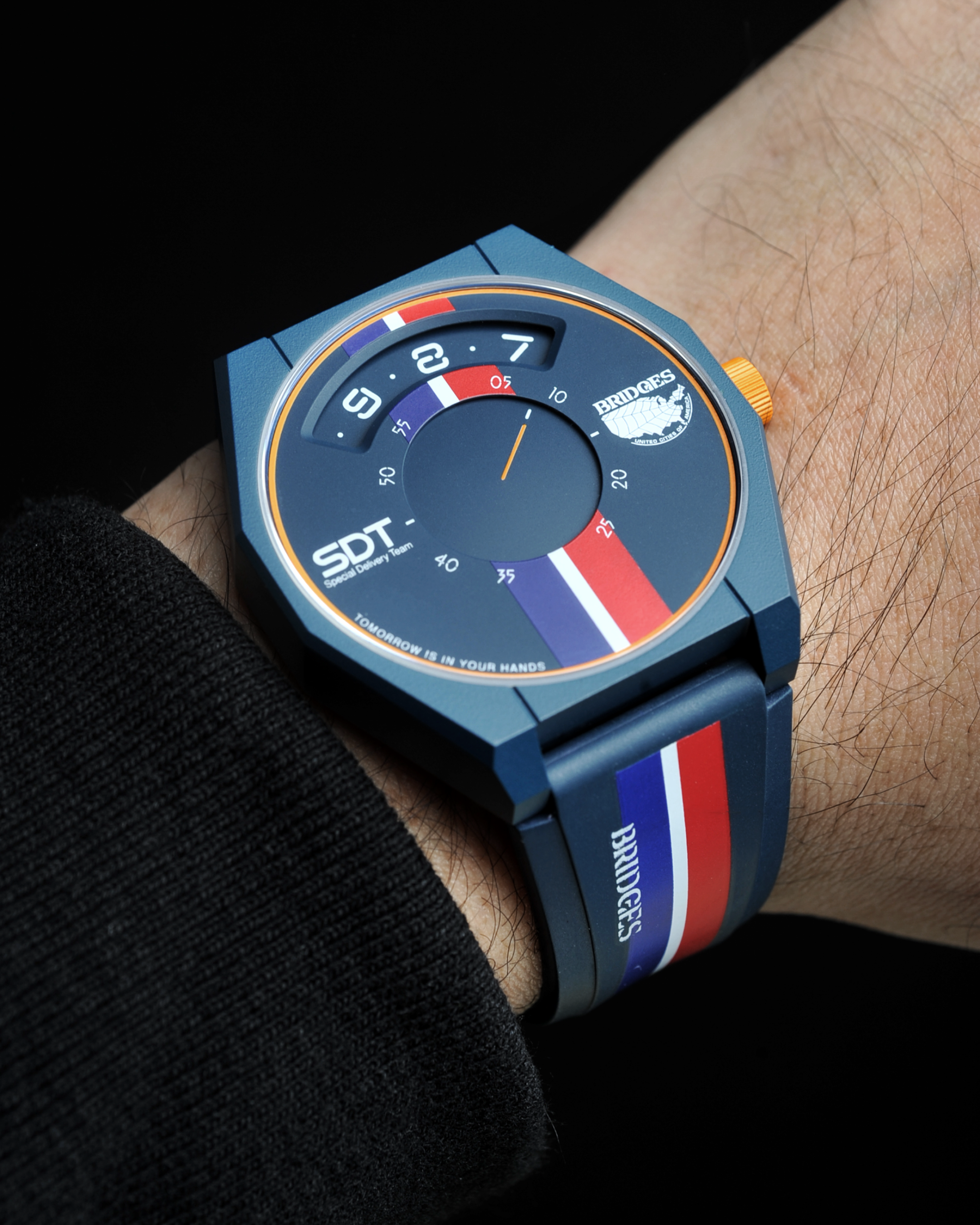 DEATH STRANDING X ANICORN - REVERSE TRIKE TIME Limited Edition