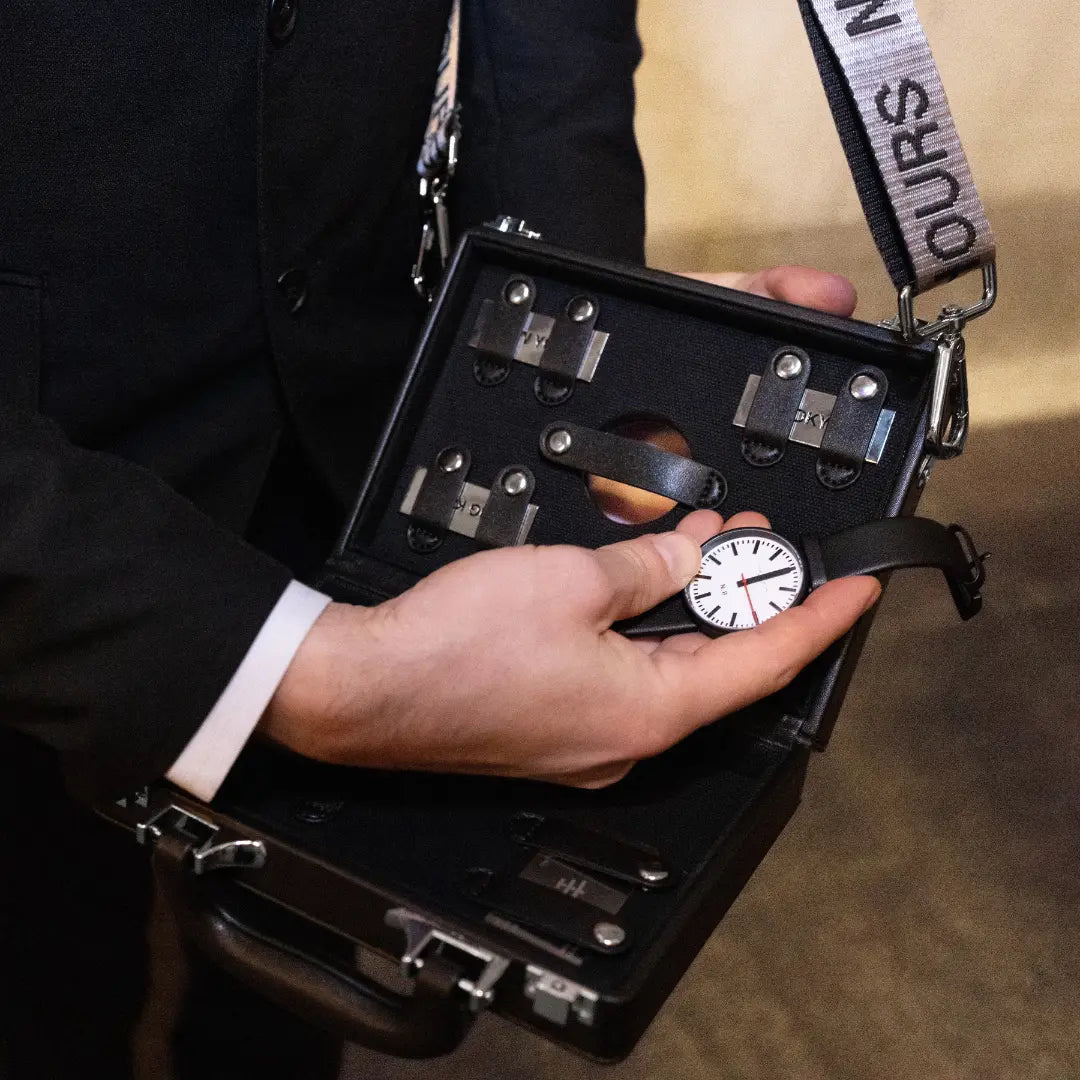 Showcasing the interior design of TTT - The Time Traveler bag.