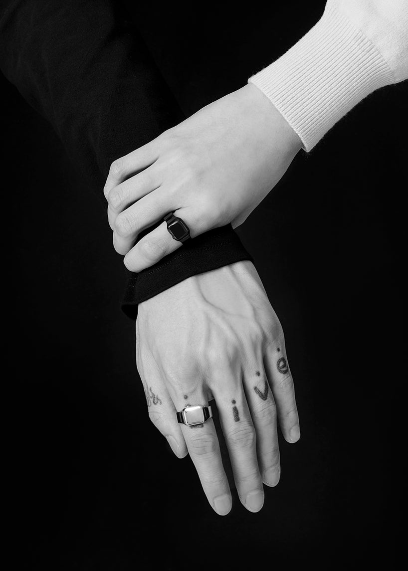TIME:LESS:NESS - 2014 – The smartwatch (Ring - Silver), product photo