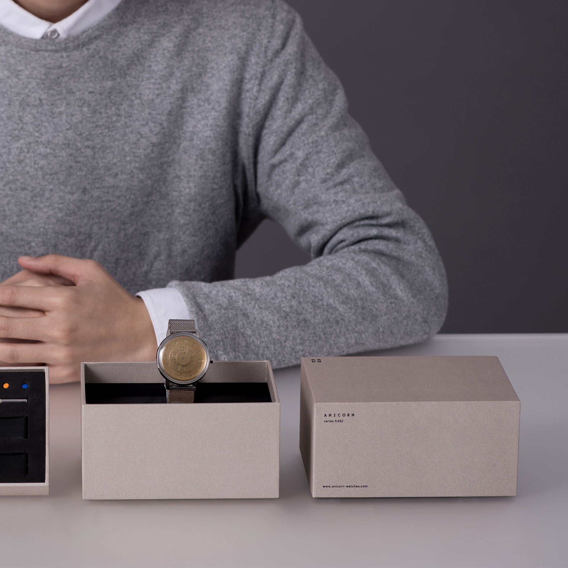 Every Series K452 will come packaged with a K452 astronaut badge, a laser-engraved metallic card that serves as a document for warranty. The plate is uniquely numbered and issued. Whether a watch, strap, or bracelet, every item is subject to a final quality check at our Hong Kong studio before being hand packaged with care in our premium packaging.