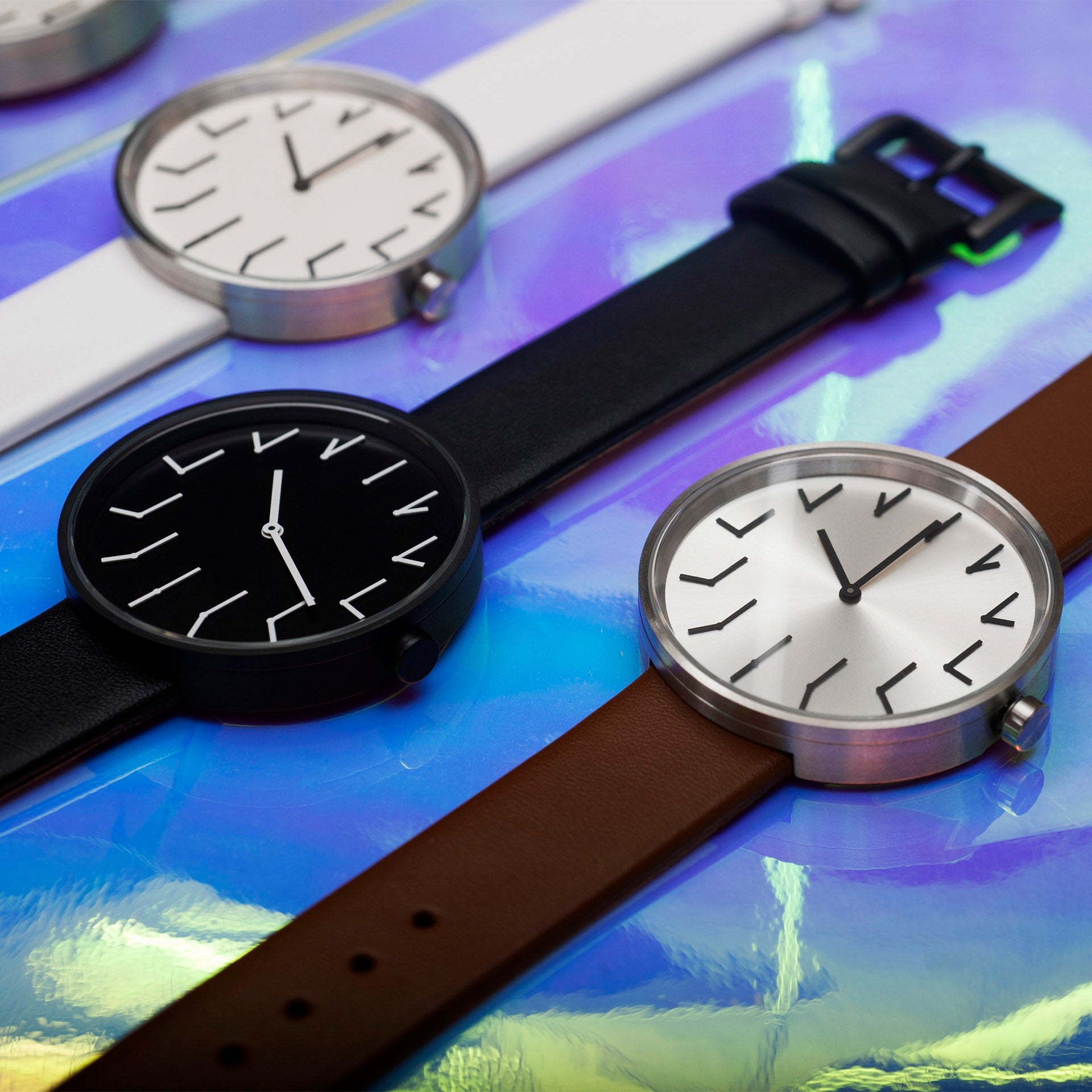 TTT#2.5 - New York - Redundant Watch - Silver