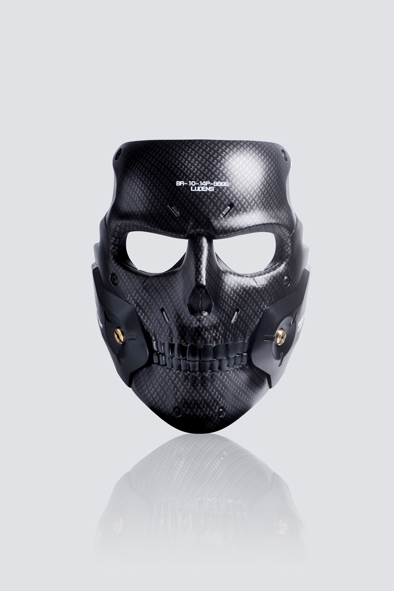 KOJIMA PRODUCTIONS X ANICORN - Space Ludens with Ludens Mask Rare Edition (100 pcs worldwide)
