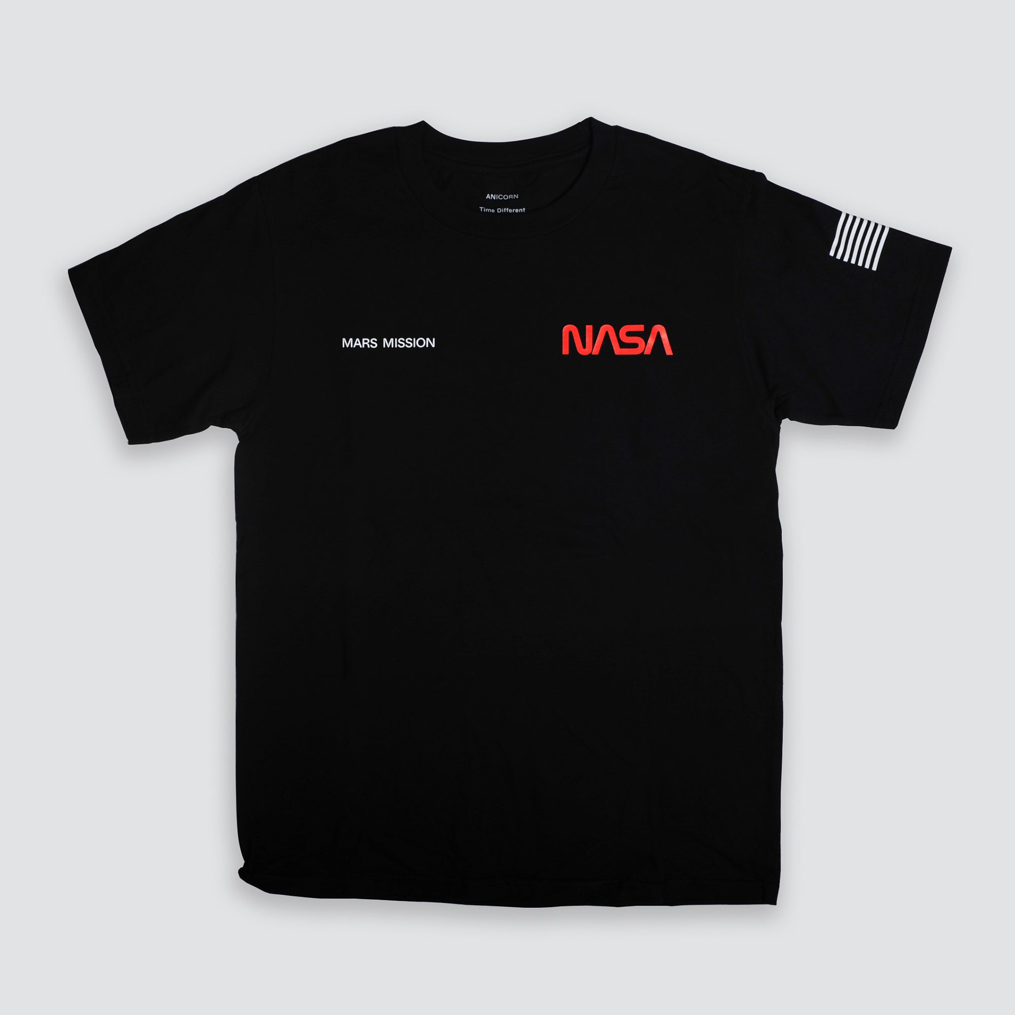 Limited MARS MISSION heavyweight T-shirt with extra large NASA logo print. The garment is knit from 100% American cotton (6oz) with premium comfort and better fit.
