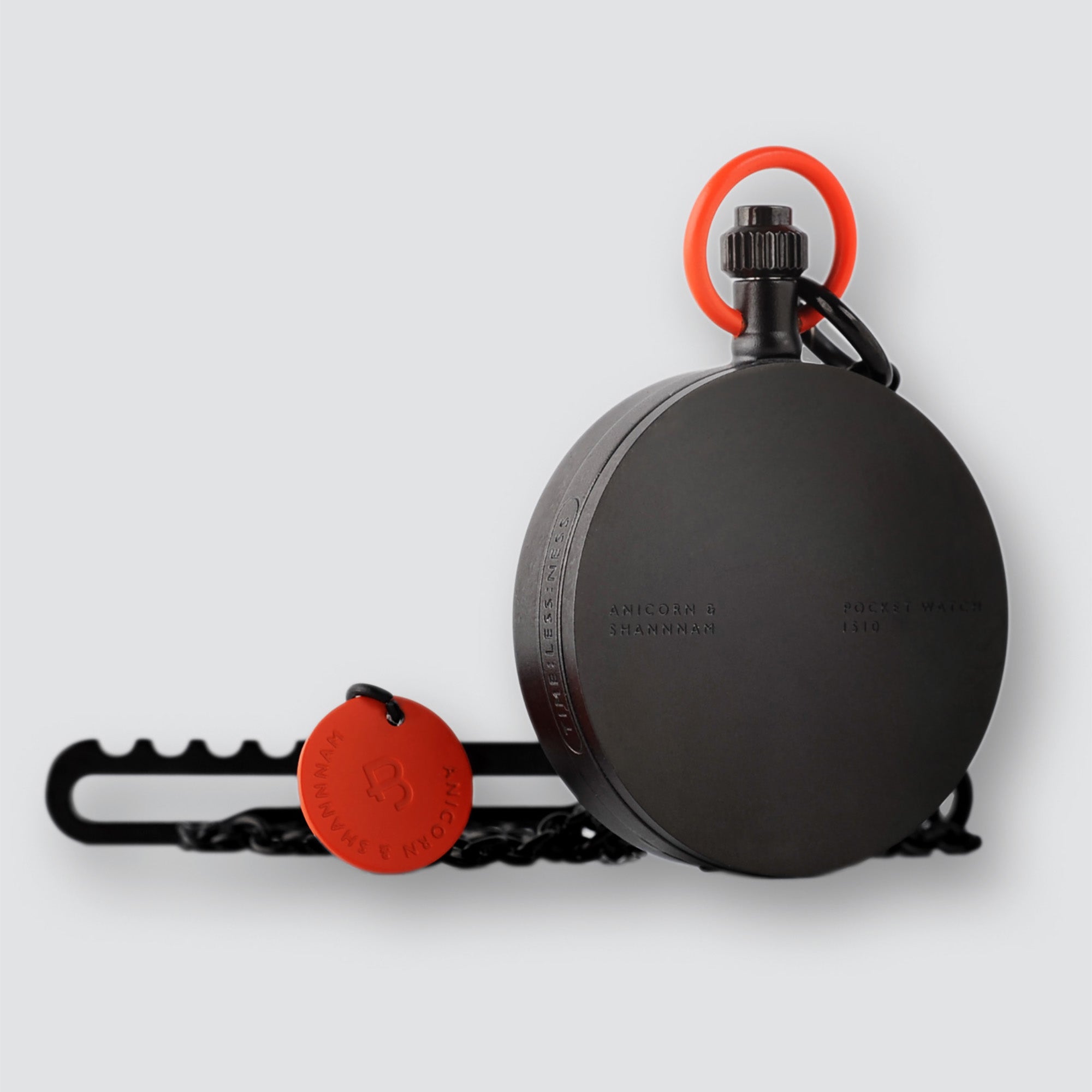 TIME:LESS:NESS - 1510 – The pocket watch (Pocket watch & necklace - Black)